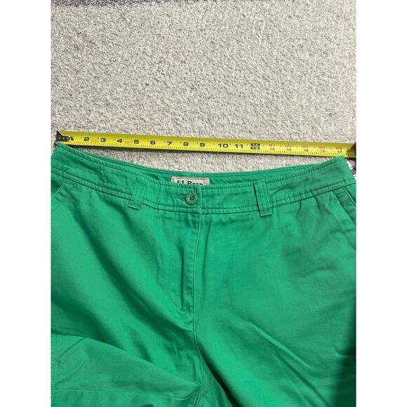 NWT LL Bean Womens 14 Freeport Chino Short Misses Green Favorite Fit Straight - Picture 3 of 13